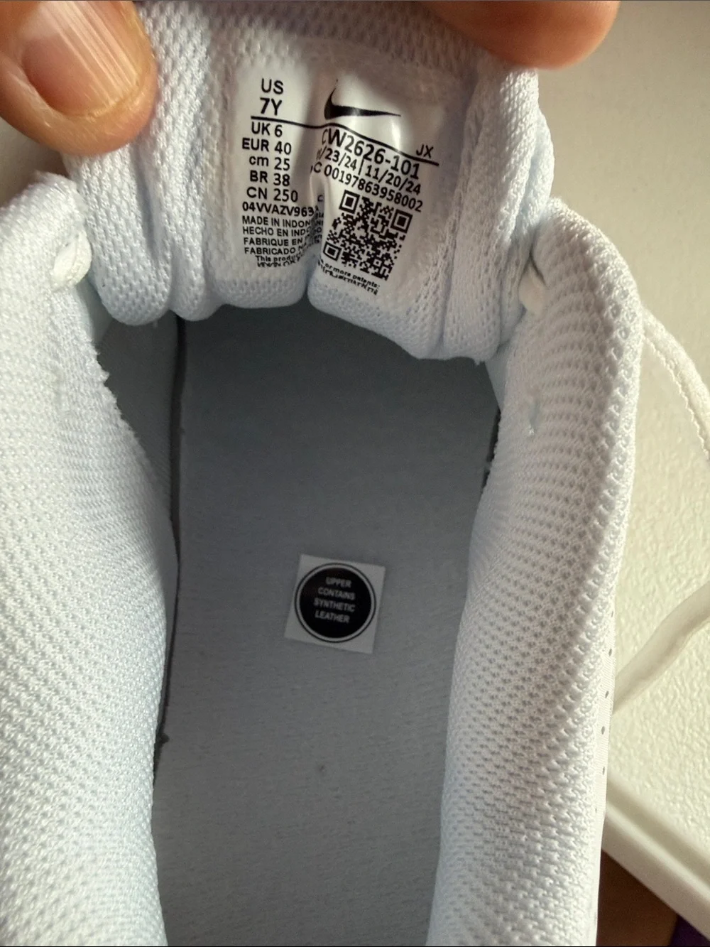Nike White and Silver Women's Athletic Sneakers